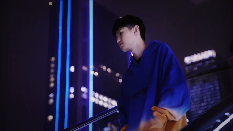 面对跟注站 面对跟注站