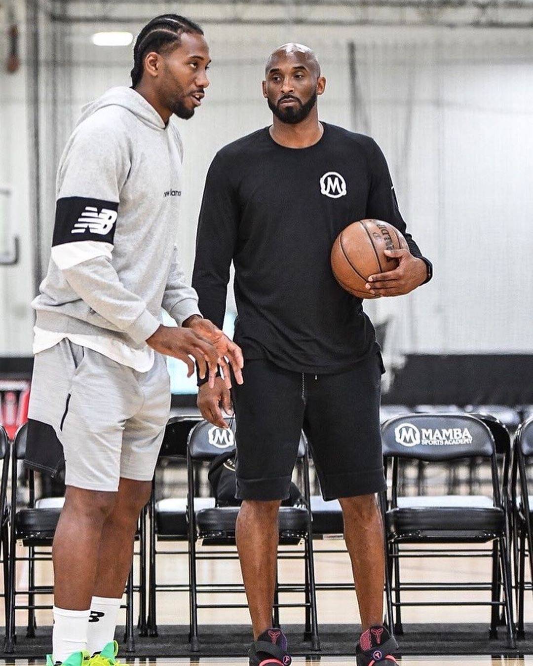 一枚具话题 一枚具话题